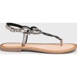 Gioseppo - Sandały. Białe sandały Gioseppo, bez wzorów, z gumy, bez obcasa, na płaskiej podeszwie, bez zapięcia. W wyprzedaży za 129.90 zł.