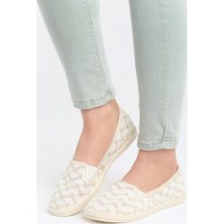 Beżowe Espadryle No Secrets. Brązowe espadryle Born2be, bez wzorów, bez zapięcia. Za 29.99 zł.