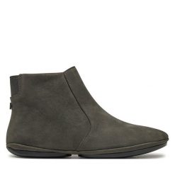 Botki Camper. Szare botki Camper, bez wzorów, bez obcasa, na płaskiej podeszwie, bez zapięcia. Za 739.99 zł.