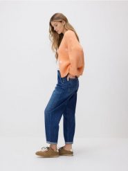 Kardigan z haftem - pomarańczowy. Brązowe kardigany Reserved, l, bez wzorów, z dzianiny. Za 139.99 zł.