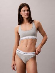 Calvin Klein Stringi Kobiety Bawełna szary, L. Szare stringi Calvin Klein, bez wzorów, z bawełny. Za 99.95 zł.