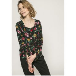 Medicine - Bluzka Basic. Czarne bluzki MEDICINE, s, bez wzorów, z tkaniny, casualowe, bez kołnierzyka, bez ramiączek. W wyprzedaży za 29.90 zł.