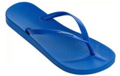 Japonki damskie plażowe do rekreacji Ipanema Anatomica Mix. Niebieskie klapki Ipanema, z aplikacjami, z gumy, bez obcasa, na płaskiej podeszwie. Za 83.00 zł.