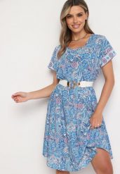Niebieska Wiskozowa Sukienka o Rozkloszowanym Kroju w Stylu Boho Melnea. Niebieskie sukienki Born2be, na lato, bez wzorów, z wiskozy, boho, bez kołnierzyka, bez ramiączek, midi, rozkloszowane. Za 59.99 zł.