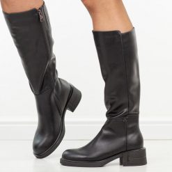 Czarne skórzane kozaki damskie Vinceza 67054. Czarne kozaki VINCEZA, na jesień, z dzianiny, z okrągłym noskiem, bez obcasa, na obcasie, bez zapięcia. Za 399.00 zł.