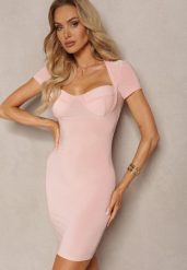 Różowa Sukienka Bodycon z Usztywnionym Serduszkowym Dekoltem Asinela. Czerwone sukienki Renee, na co dzień, s, bez wzorów, z jeansu, klasyczne, bez kołnierzyka, bez ramiączek, mini, bodycon. Za 74.99 zł.