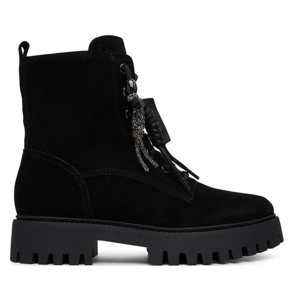 Trapery Guess. Czarne trapery i śniegowce Guess. Za 674.99 zł.