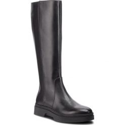 Oficerki GEOX - D Myluse D D849WD 00043 C9999 Black. Czarne kozaki Geox, ze skóry ekologicznej, bez obcasa, na obcasie, bez zapięcia. W wyprzedaży za 439.00 zł.