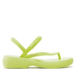 Sandały Ipanema. Żółte sandały Ipanema, bez wzorów, bez obcasa, na płaskiej podeszwie, bez zapięcia. Za 129.99 zł.