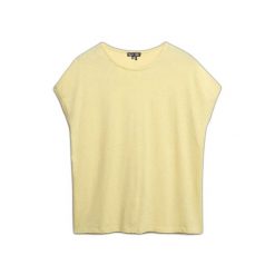 Damska koszulka o luźnym kroju Superdry Studios. Żółte bluzki Superdry, bez wzorów, bez kołnierzyka, bez ramiączek. Za 109.30 zł.