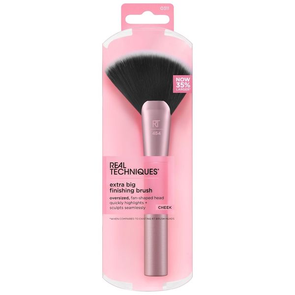 Real Techniques Pędzle do różu 1 ct 1 szt. Pędzle Real Techniques. Za 92.55 zł.