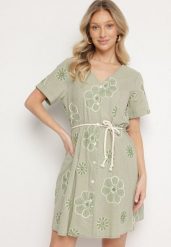 Jasnozielona Sukienka w Stylu Boho w Haftowane Kwiaty ze Sznurkiem Evionis. Zielone sukienki Born2be, na co dzień, l, bez wzorów, boho, bez kołnierzyka, bez ramiączek, midi. Za 149.99 zł.