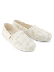 TOMS Espadryle w kolorze kremowym rozmiar: 37. Brązowe espadryle Toms, bez wzorów, bez obcasa, bez zapięcia. Za 134.95 zł.