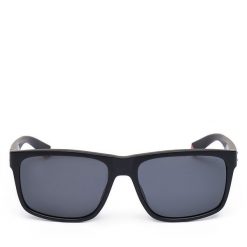 Okulary przeciwsłoneczne Polaroid. Czarne okulary przeciwsłoneczne Polaroid, bez wzorów. Za 169.99 zł.