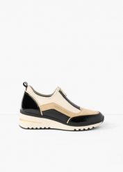 Sneakersy marki Marco Tozzi z zamkiem błyskawicznym. Czarne obuwie sportowe bonprix, bez zapięcia. Za 249.99 zł.