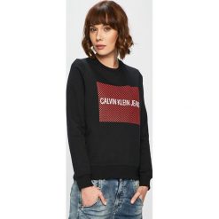 Calvin Klein Jeans - Bluza. Czarne bluzy Calvin Klein Jeans, l, bez wzorów, z bawełny, bez kaptura. W wyprzedaży za 259.90 zł.