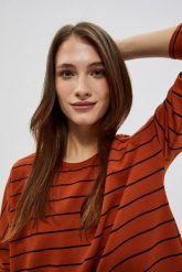 Bluza brązowa w paski. Brązowe bluzy MOODO, xs, bez wzorów, z bawełny, bez kaptura. W wyprzedaży za 31.49 zł.