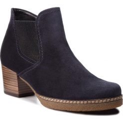 Botki GABOR - 96.661.36 Nightblue. Niebieskie botki Gabor, bez wzorów, z materiału, bez obcasa, na obcasie, bez zapięcia. W wyprzedaży za 339.00 zł.