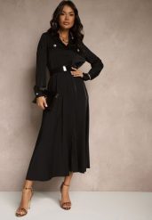 Czarna Satynowa Sukienka w Stylu Szmizjerki z Imitacjami Kieszeni i Paskiem Vaminay. Czarne sukienki Renee, l, bez wzorów, z satyny, eleganckie, bez kołnierzyka, bez ramiączek, maxi, kopertowe. Za 119.99 zł.