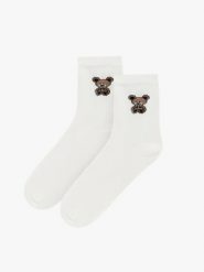 Skarpetki za kostkę damskie. Białe skarpety Ryłko, bez wzorów, z elastanu. Za 24.99 zł.