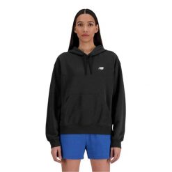 Bluza sportowa damska New Balance WT41507BK. Czarne bluzy New Balance, l, bez wzorów, z materiału, z kapturem. Za 362.00 zł.