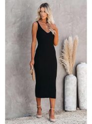 Trendyol Sukienka w kolorze czarnym rozmiar: S. Czarne sukienki Trendyol, s, bez wzorów, bez kołnierzyka, bez ramiączek, maxi. Za 105.95 zł.