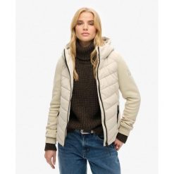 Kurtka hybrydowa z kapturem Storm od SUPERDRY. Brązowe koszulki sportowe Superdry, bez wzorów, bez ramiączek. W wyprzedaży za 437.20 zł.