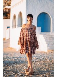 Isla Bonita by SIGRIS Sukienka w kolorze jasnobrązowym rozmiar: XL. Brązowe sukienki Isla Bonita by SIGRIS, na co dzień, xl, bez wzorów, z bawełny, bez kołnierzyka, bez ramiączek, midi, proste. Za 140.95 zł.