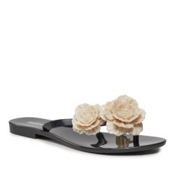 Japonki Melissa. Czarne klapki Melissa, bez wzorów, bez obcasa. Za 229.99 zł.