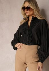 Czarna Koszula w Stylu Vintage Ozdobiona Falbankami z Perełkami z Przodu Calipso. Czarne koszule Renee, m, bez wzorów, vintage, bez kołnierzyka, bez ramiączek. Za 109.99 zł.