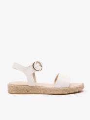 Białe sandały na sprzączkę. Białe sandały Ryłko, bez wzorów, z syntetyku, klasyczne, z okrągłym noskiem, bez obcasa, na obcasie, bez zapięcia. Za 279.99 zł.