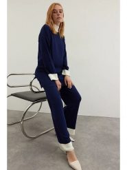 Trendyol 2-częściowy zestaw w kolorze granatowym rozmiar: L/XL. Niebieskie swetry Trendyol, l, bez wzorów, bez ramiączek. Za 126.75 zł.