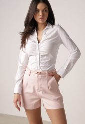 Różowe Eleganckie Szorty z Wysokim Stanem i Wąskim Paskiem z Klamrą Rissarah. Czerwone szorty Born2be, bez wzorów, eleganckie, z podwyższonym stanem. Za 109.99 zł.