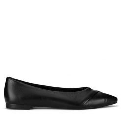 Baleriny Lasocki. Czarne baleriny Lasocki, bez wzorów, bez obcasa. Za 169.99 zł.