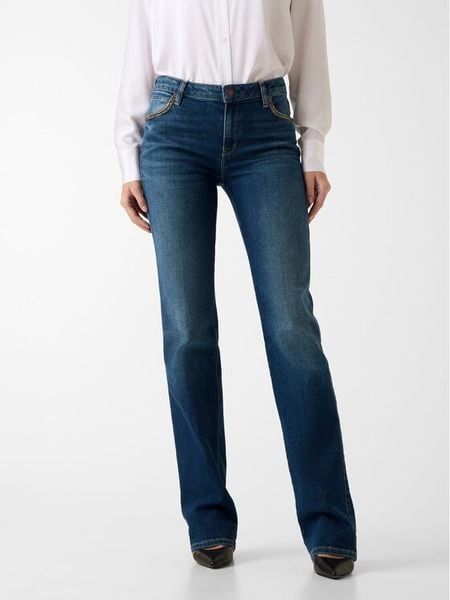 Guess Jeansy W6RA15 D6883 Granatowy Straight Leg. Niebieskie jeansy Guess, z aplikacjami. Za 369.00 zł.