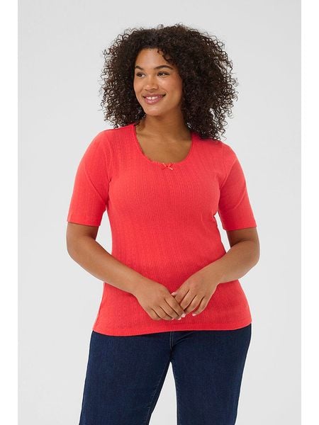 Kaffe Koszulka w kolorze czerwonym rozmiar: XL. Czerwone bluzki Kaffe, xl, bez wzorów, bez kołnierzyka, bez ramiączek. Za 69.75 zł.