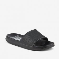 Klapki damskie Coqui. Czarne klapki Coqui, bez wzorów, bez obcasa. Za 132.99 zł.