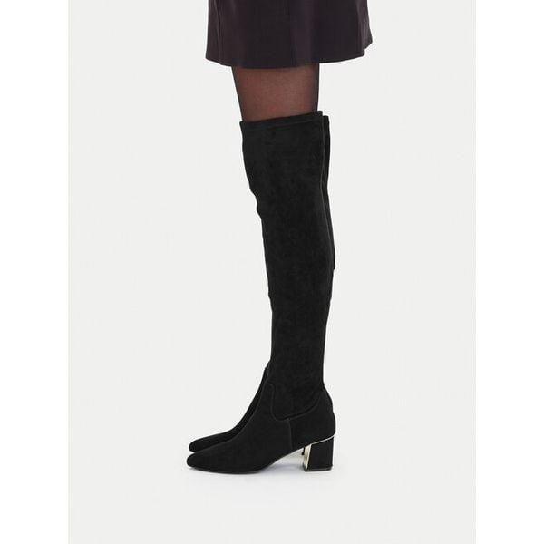 Muszkieterki Lasocki. Czarne kozaki Lasocki, bez obcasa, na słupku, bez zapięcia. Za 299.99 zł.