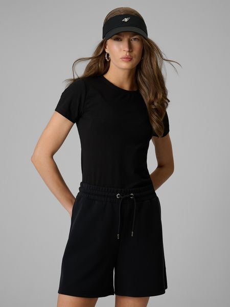 4F T-shirt slim gładki damski - czarny L. Czarne t-shirty 4f, l, bez wzorów, z dzianiny, bez kołnierzyka, bez ramiączek. W wyprzedaży za 39.99 zł.