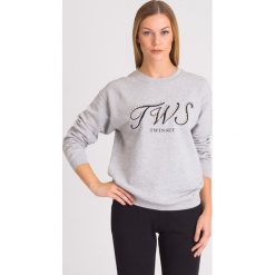 SZARA BLUZA TWINSET Z NADRUKIEM. Szare bluzy Twinset, l, z aplikacjami, z syntetyku, bez kaptura. Za 269.50 zł.