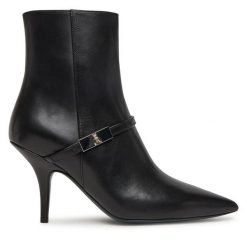 Botki Patrizia Pepe. Czarne botki Patrizia Pepe, bez wzorów, bez obcasa, na szpilce, bez zapięcia. Za 1,599.00 zł.
