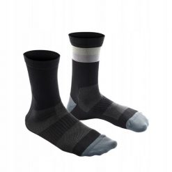 Skarpetki rowerowe Dainese HG AER Socks. Czarne skarpety Dainese, bez wzorów, z dzianiny. Za 100.00 zł.