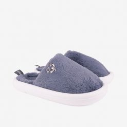 Damskie kapcie zimowe Homie z futerkiem Coqui Air. Niebieskie obuwie domowe Coqui, bez wzorów, z futra, bez zapięcia. Za 140.99 zł.