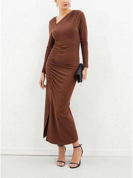 LA Angels Sukienka w kolorze brązowym rozmiar: XL. Brązowe sukienki LA Angels, xl, bez wzorów, z asymetrycznym kołnierzem, bez ramiączek, maxi, asymetryczne. Za 117.73 zł.