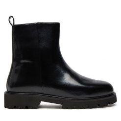 Botki Unisa. Czarne botki Unisa, bez wzorów, bez obcasa, na płaskiej podeszwie, bez zapięcia. Za 739.99 zł.