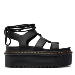 Sandały Dr. Martens. Czarne sandały Dr. Martens, bez wzorów, bez obcasa, na koturnie, bez zapięcia. Za 449.99 zł.