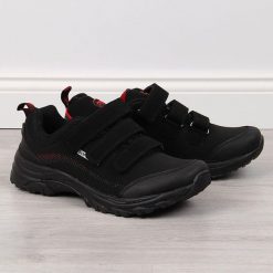 Buty trekkingowe na rzepy wodoodporne czarno-czerwone American Club. Czarne obuwie sportowe American CLUB, z materiału, bez zapięcia. Za 159.99 zł.