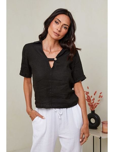 Le Monde du Lin Lniana bluzka w kolorze czarnym rozmiar: 40/42. Czarne bluzki Le Monde du Lin, bez wzorów, ze lnu, klasyczne, bez kołnierzyka, bez ramiączek. Za 101.23 zł.