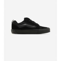 Vans Knu Skool Triple Black. Czarne trampki Vans, bez wzorów, bez zapięcia. Za 64.90 zł.