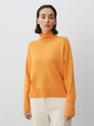 Someday Sweter "Tulia" w kolorze pomarańczowym rozmiar: 42. Pomarańczowe swetry someday., bez wzorów, bez ramiączek. Za 211.31 zł.